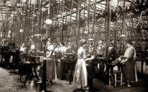 Ženská a dětská práce v továrnách v 18. – počátkem 20. století